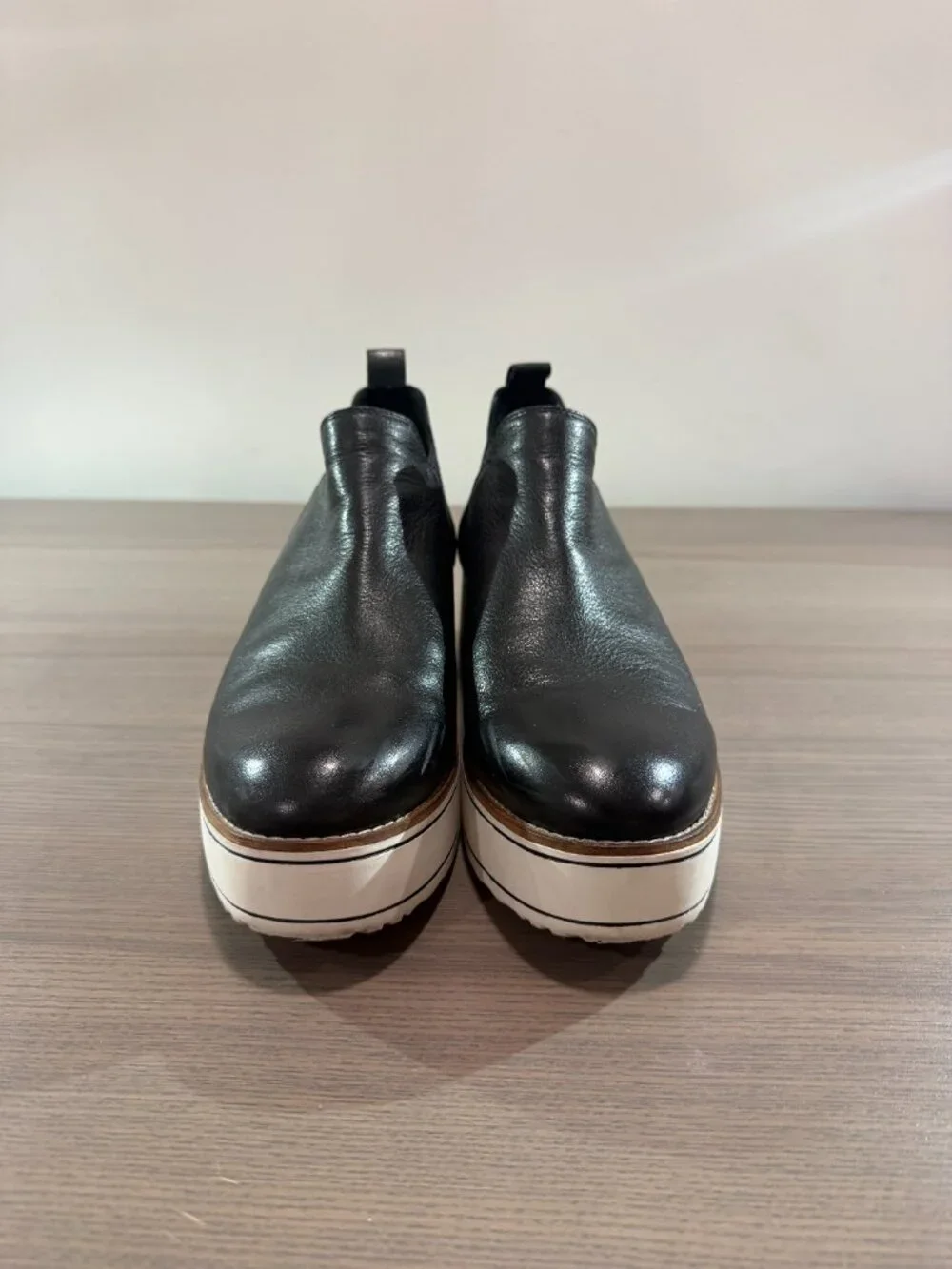 Silent D leather black